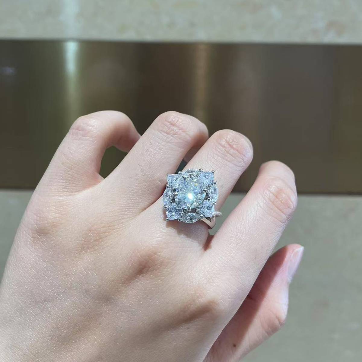 Egg shaped Women's Ring S925 Silver Plated Platinum Customized Selection Main Stone Moissanite Diamond 3.0ct/Secondary Stone High Carbon Diamond